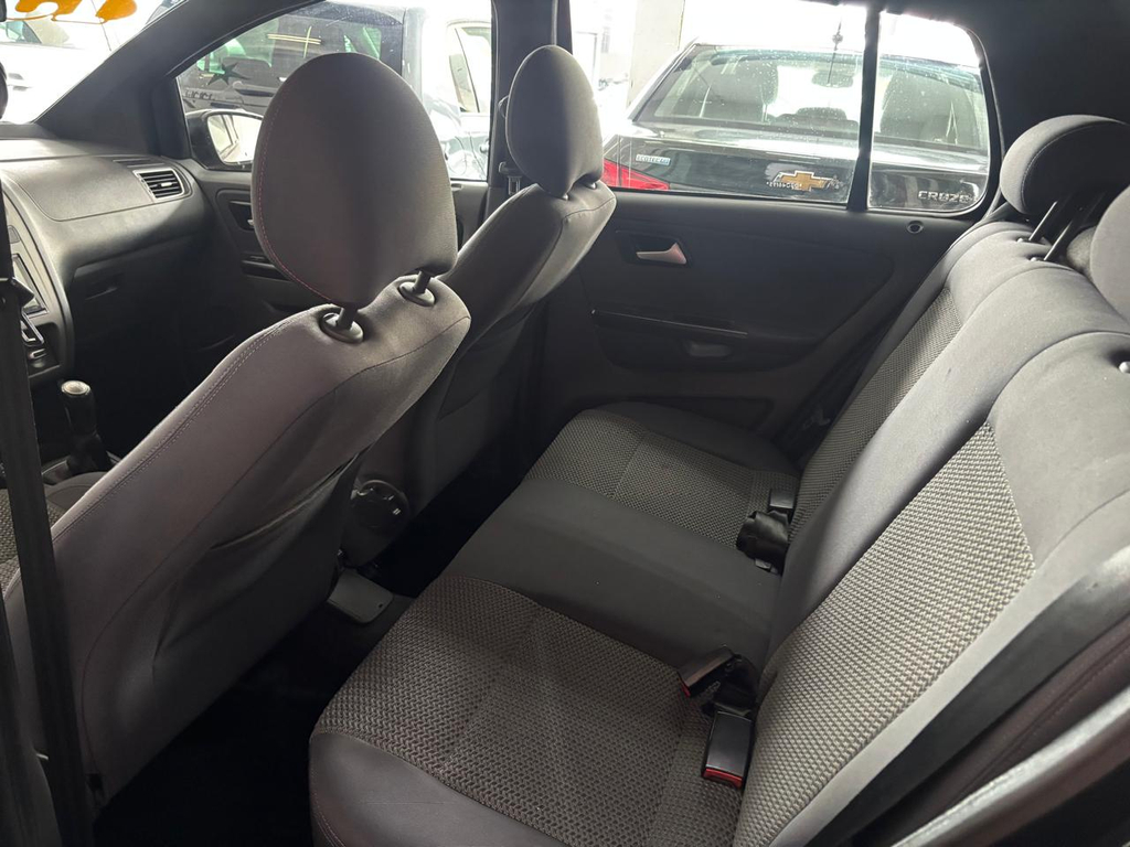 Volkswagen Fox Preto