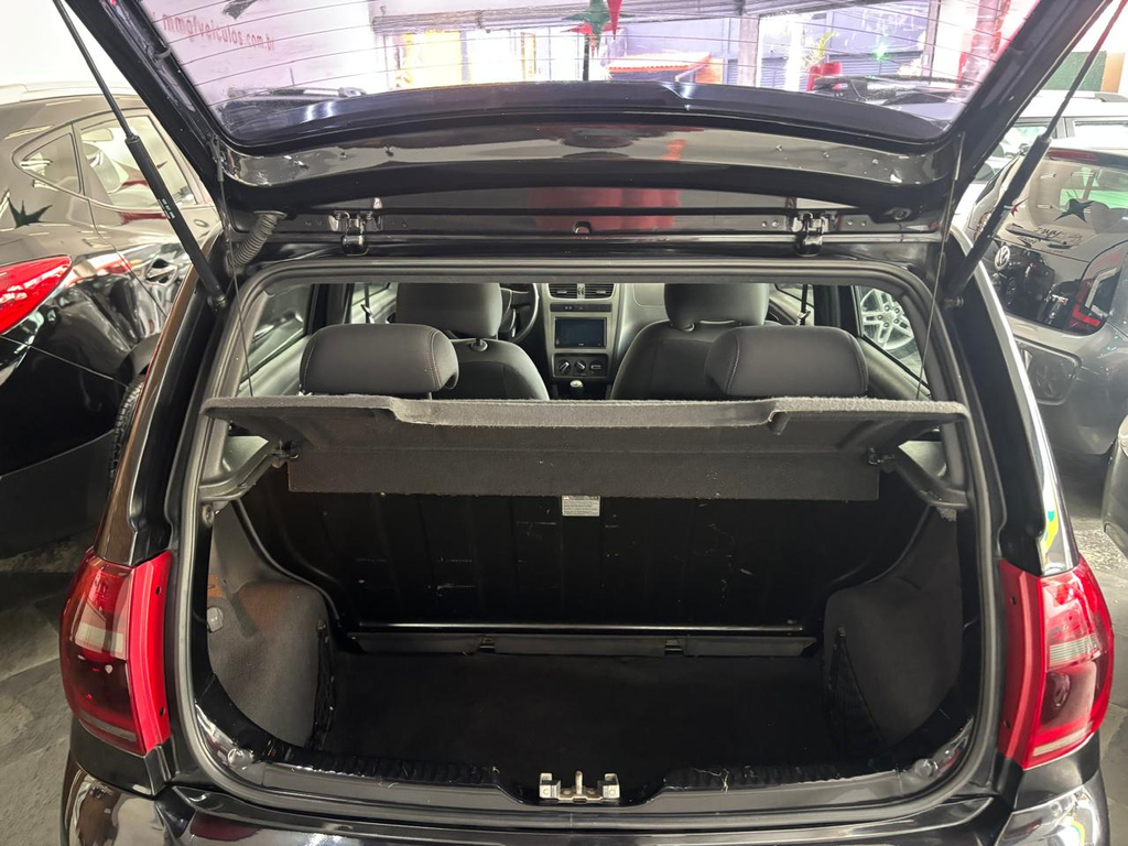 Volkswagen Fox Preto