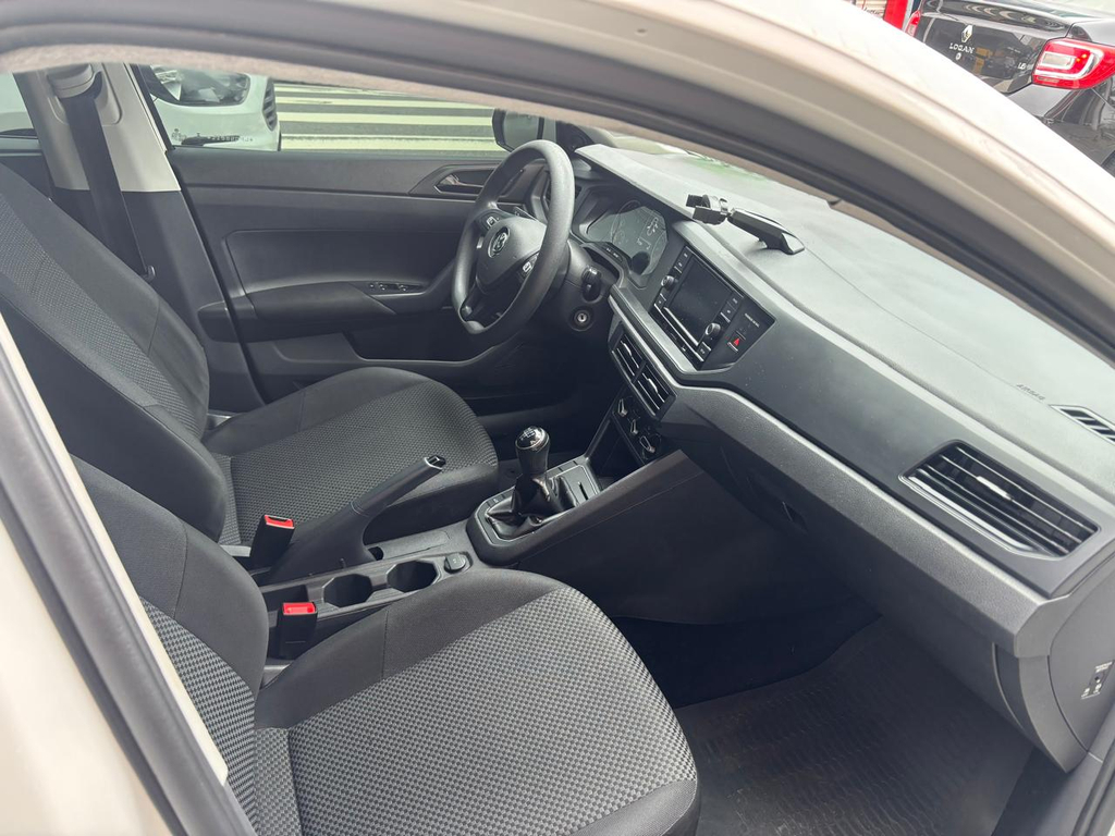 Volkswagen Polo Branco