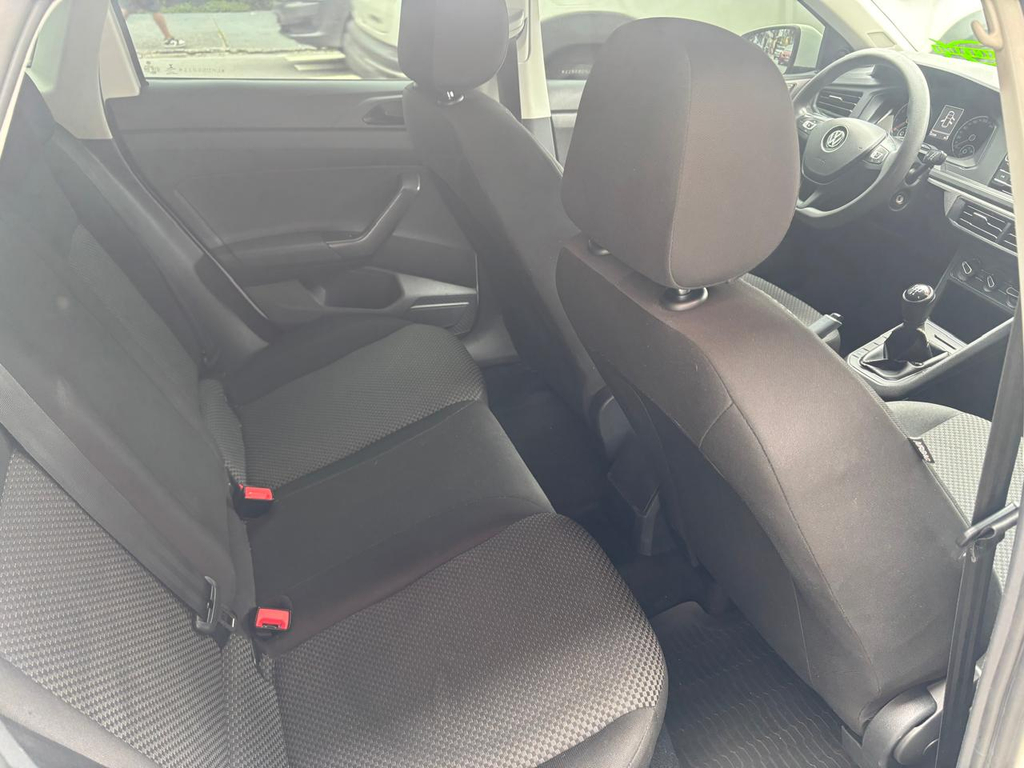 Volkswagen Polo Branco