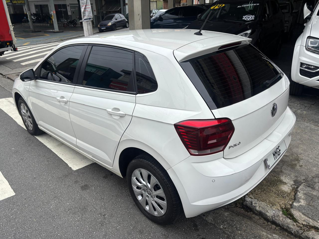 Volkswagen Polo Branco