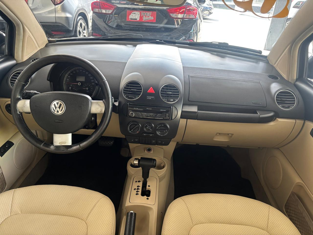 Volkswagen Beetle Preto