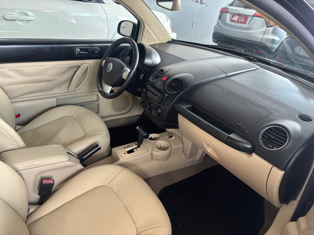 Volkswagen Beetle Preto