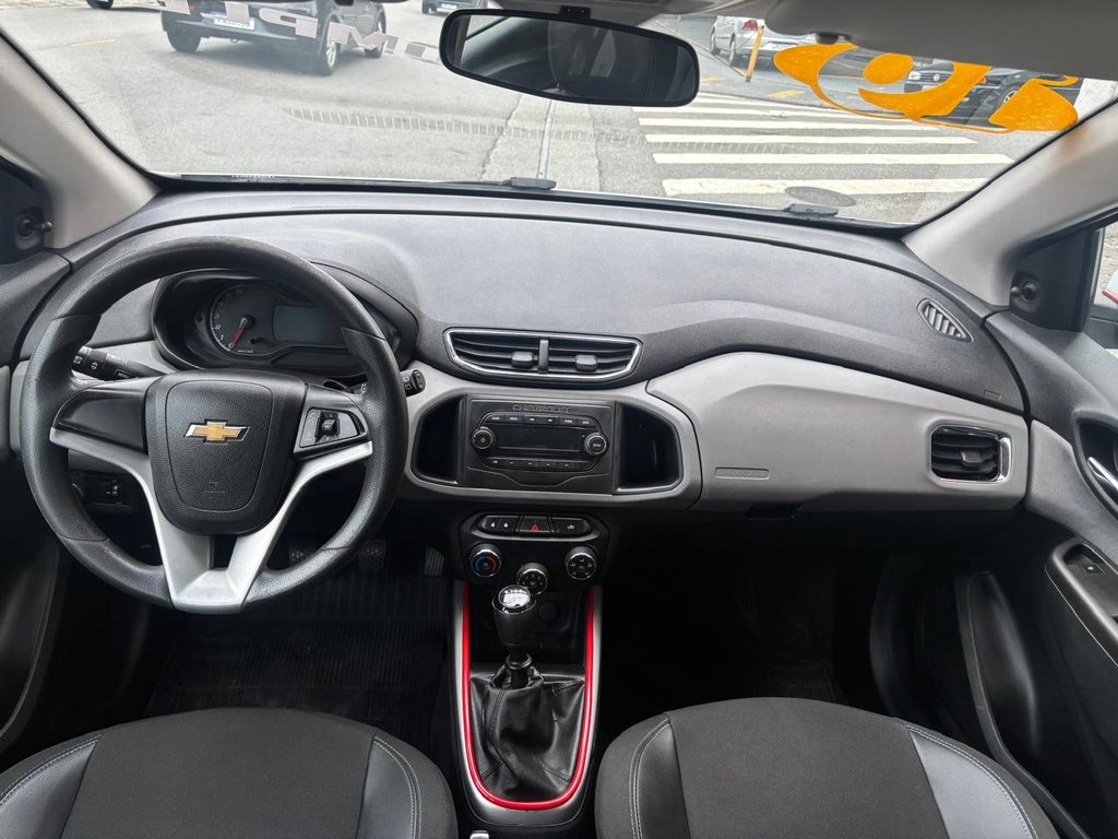 Chevrolet Onix Branco