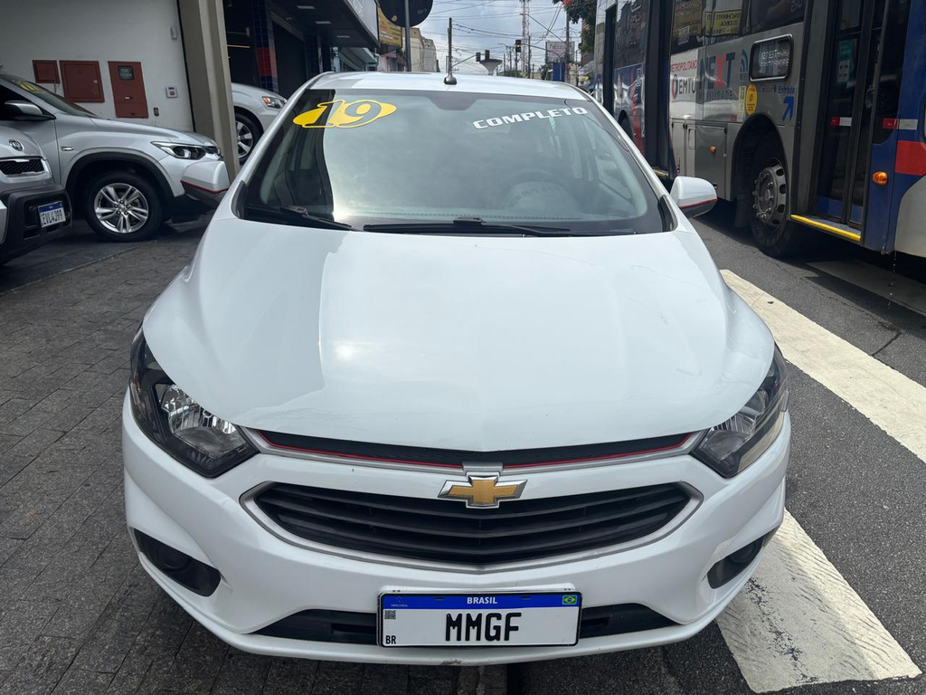 Chevrolet Onix Branco
