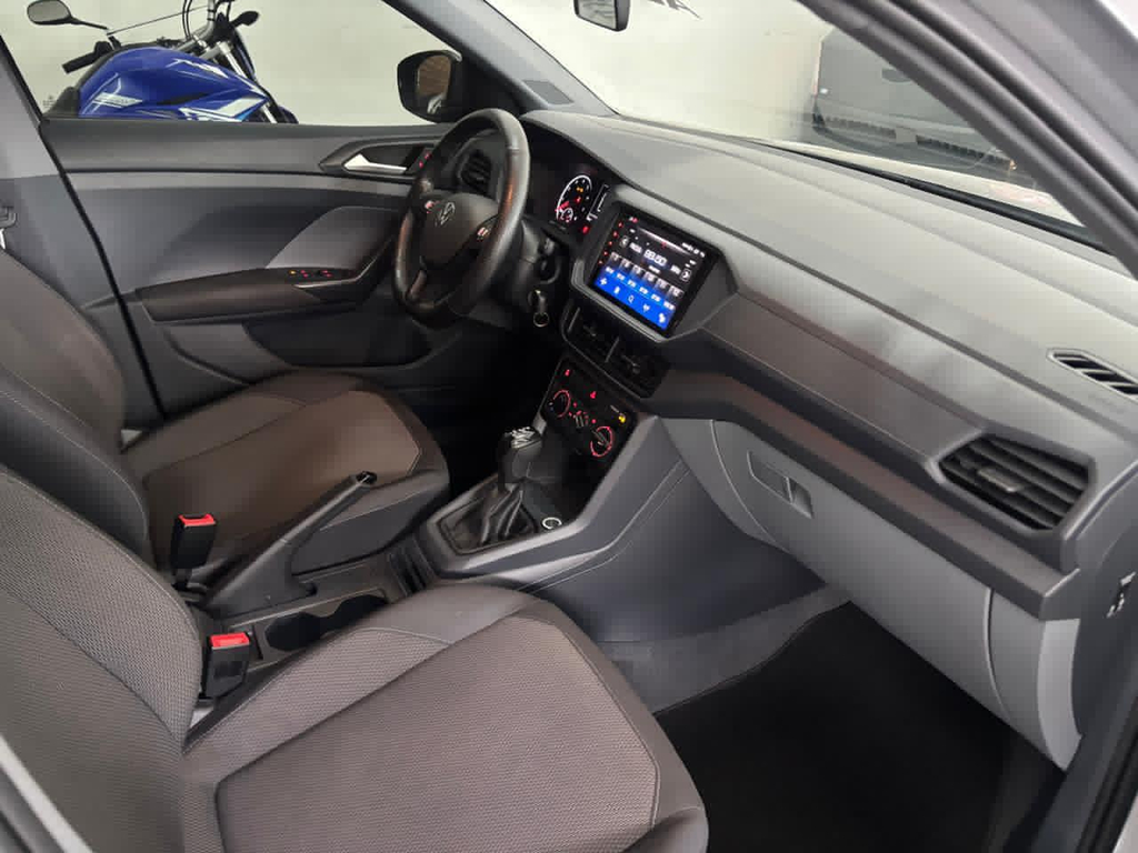 Volkswagen T-Cross Prata