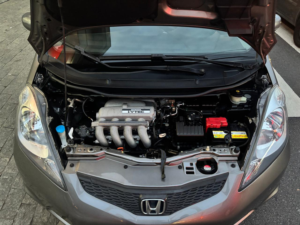 Honda Fit Cinza