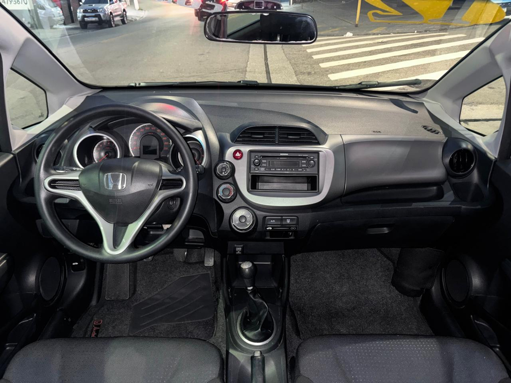 Honda Fit Cinza