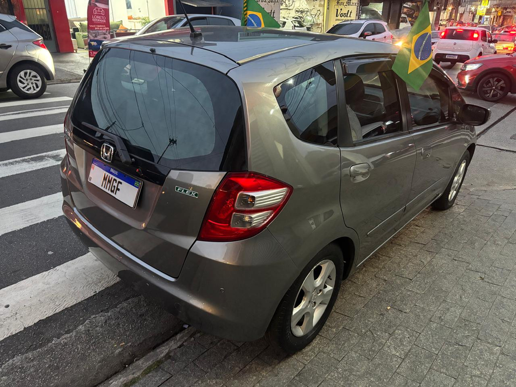 Honda Fit Cinza