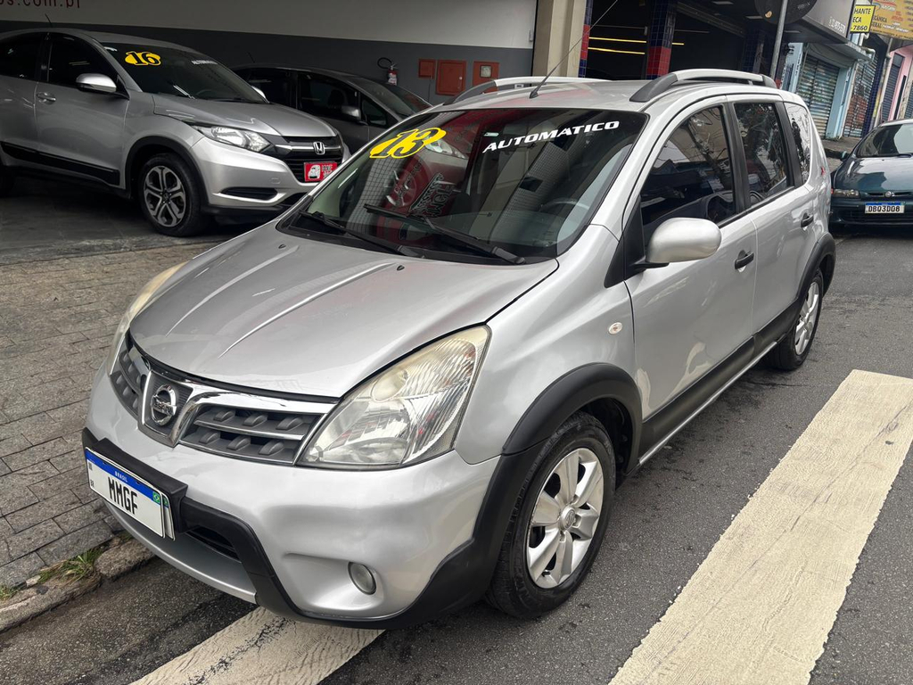 Nissan Livina Prata