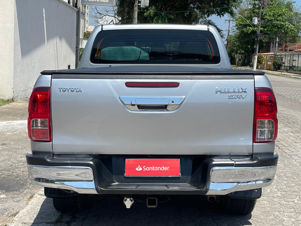Toyota Hilux Cabine Dupla Prata