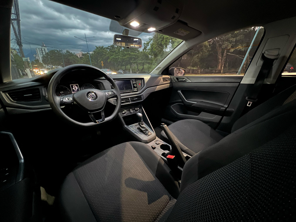 Volkswagen Virtus Preto