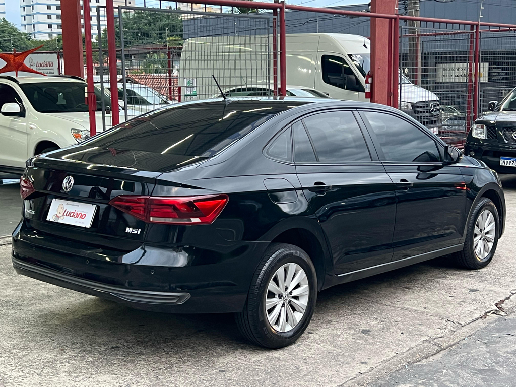 Volkswagen Virtus Preto