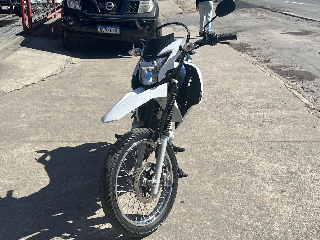 Honda NXR Branco