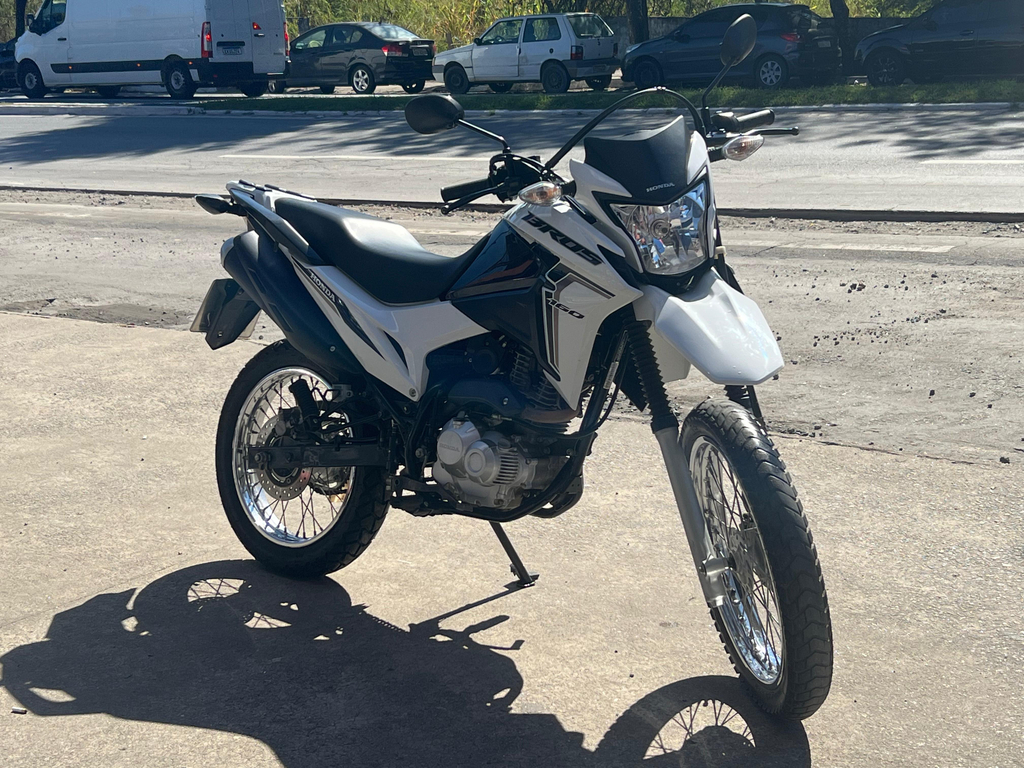 Honda NXR Branco
