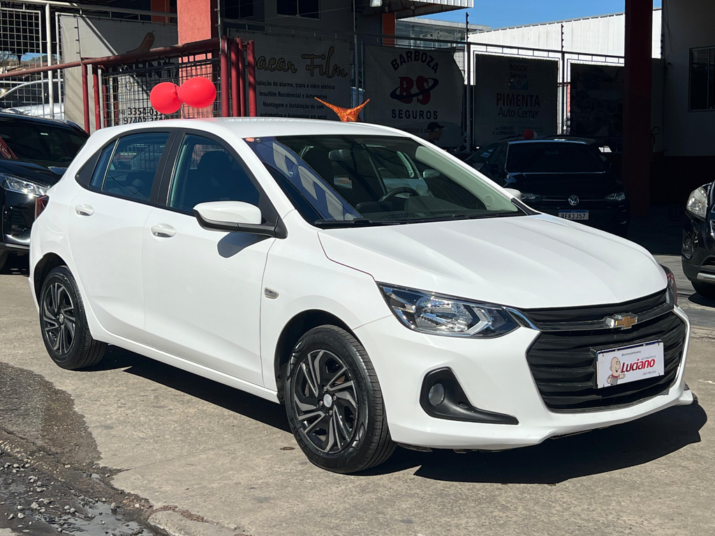 Chevrolet Onix Branco