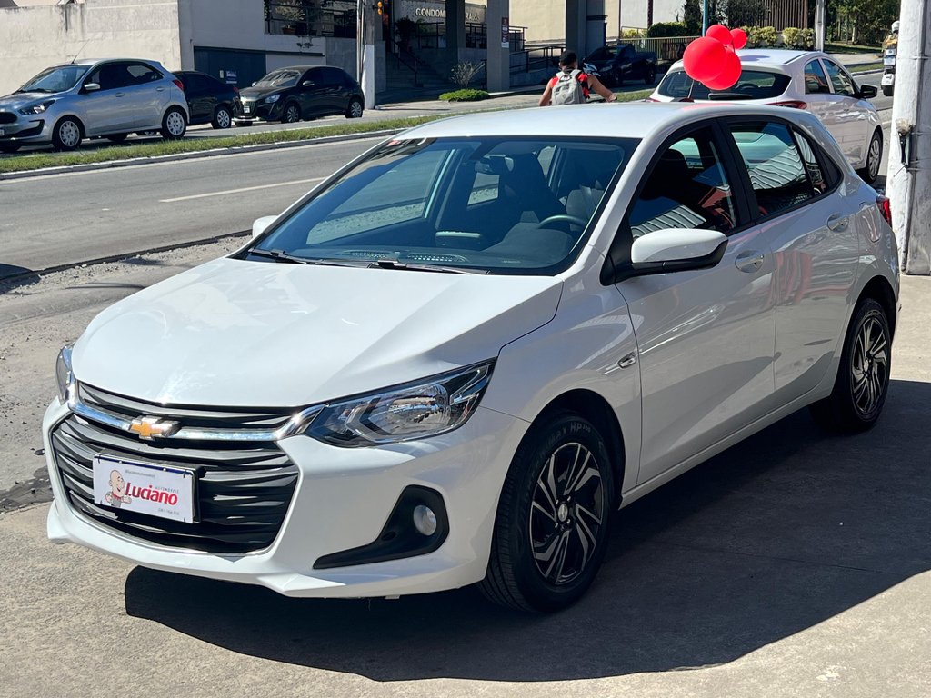 Chevrolet Onix Branco