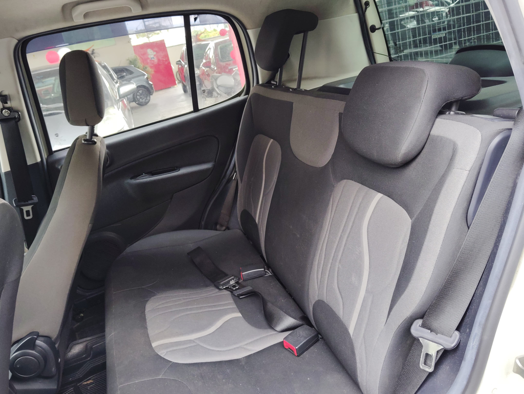 Fiat Uno Branco