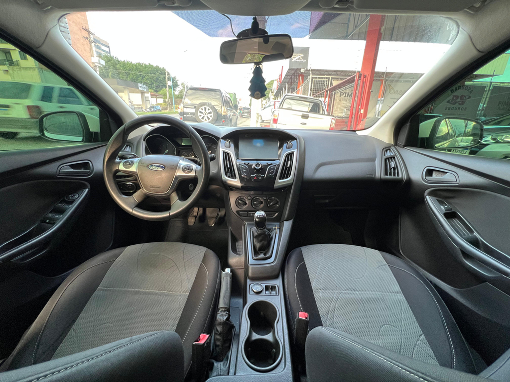 Ford Focus Branco