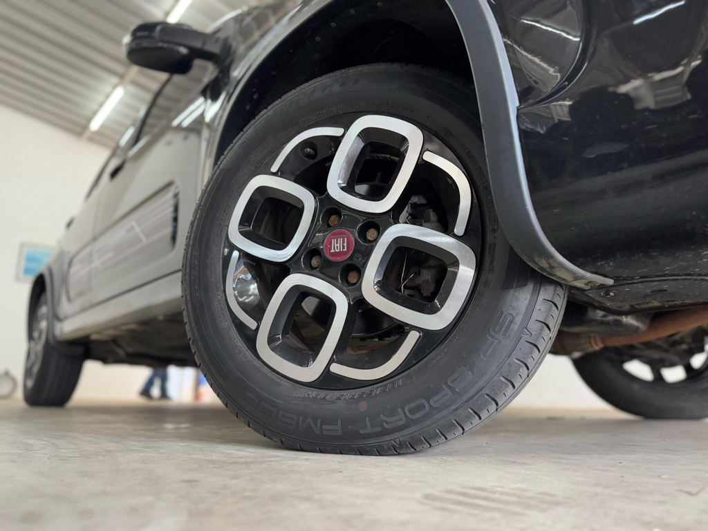 Fiat Uno Preto