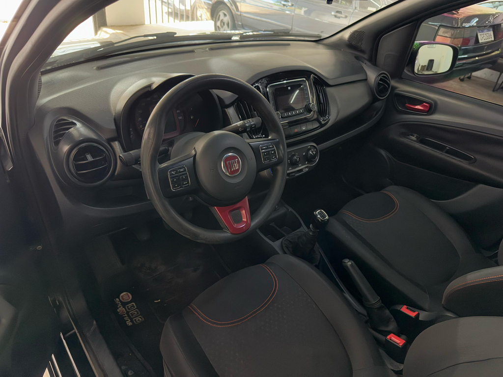 Fiat Uno Preto