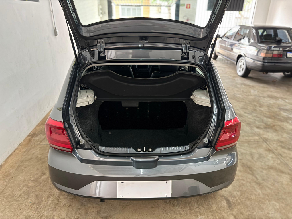Volkswagen Gol Cinza