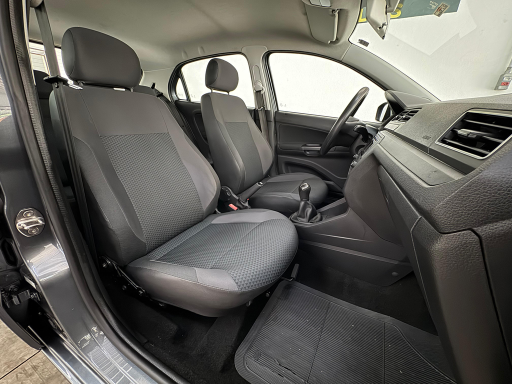Volkswagen Gol Cinza