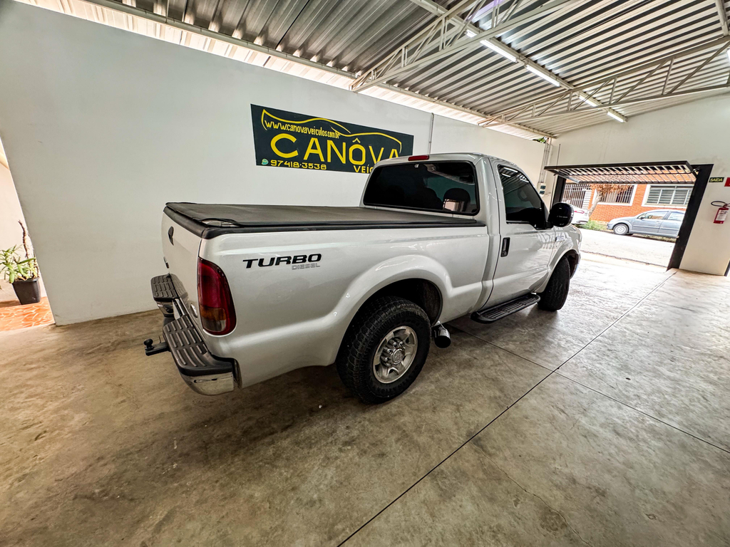 Ford F-250 Prata