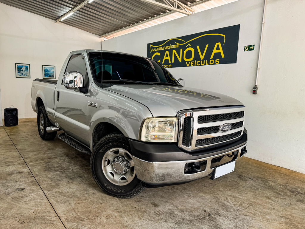Ford F-250 Prata