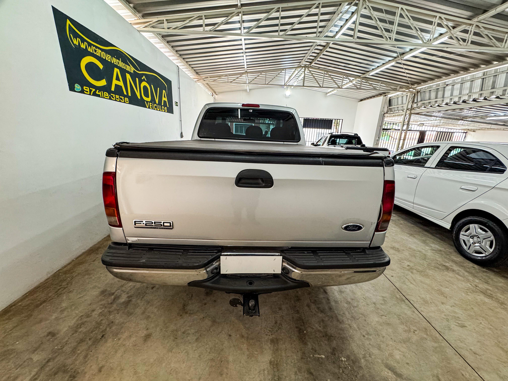 Ford F-250 Prata
