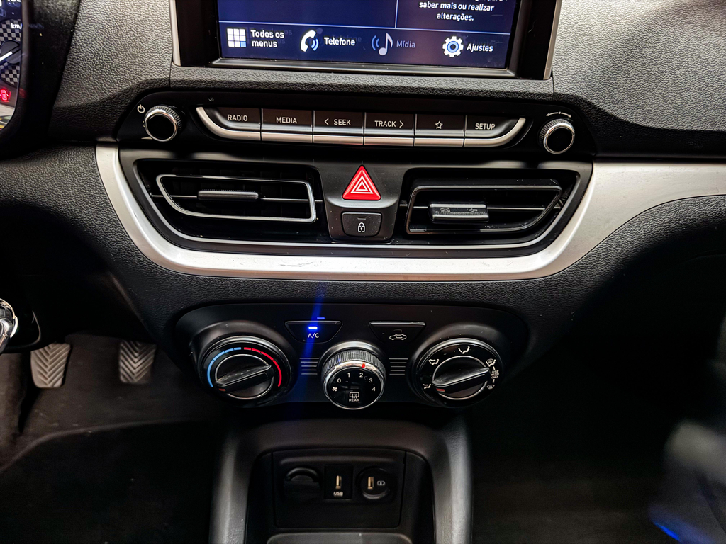 Hyundai HB20S Prata