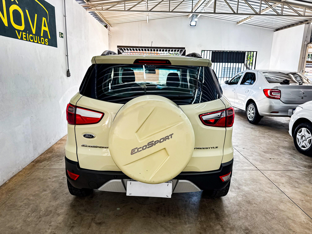 Ford EcoSport Branco