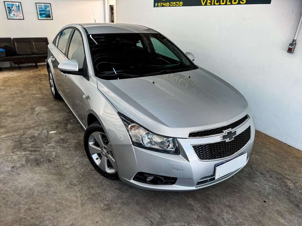 Chevrolet Cruze Sedan Prata