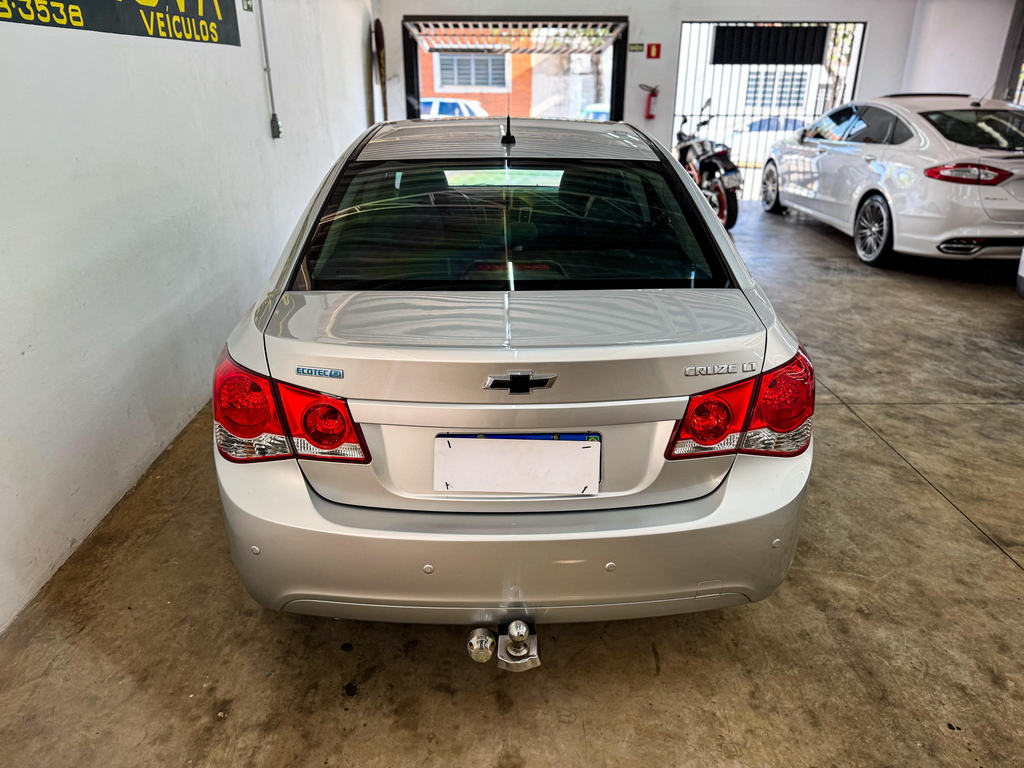 Chevrolet Cruze Sedan Prata