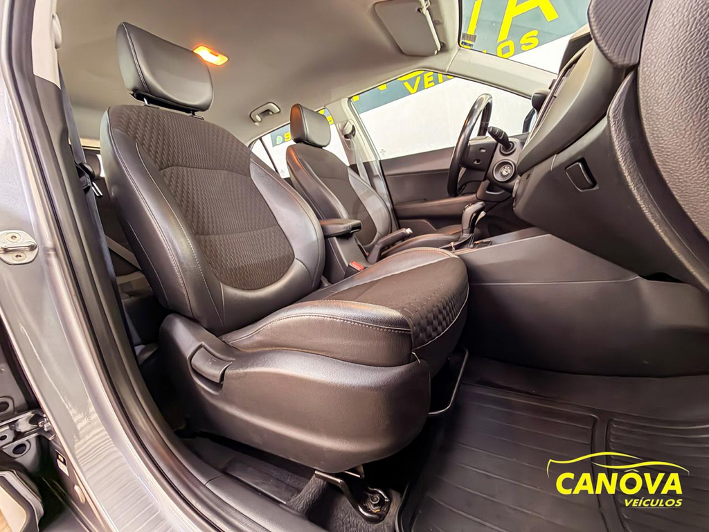 Hyundai Creta Cinza