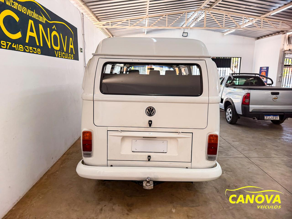 Volkswagen Kombi Branco