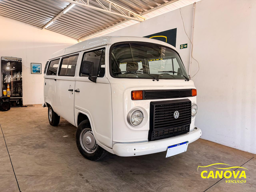 Volkswagen Kombi Branco