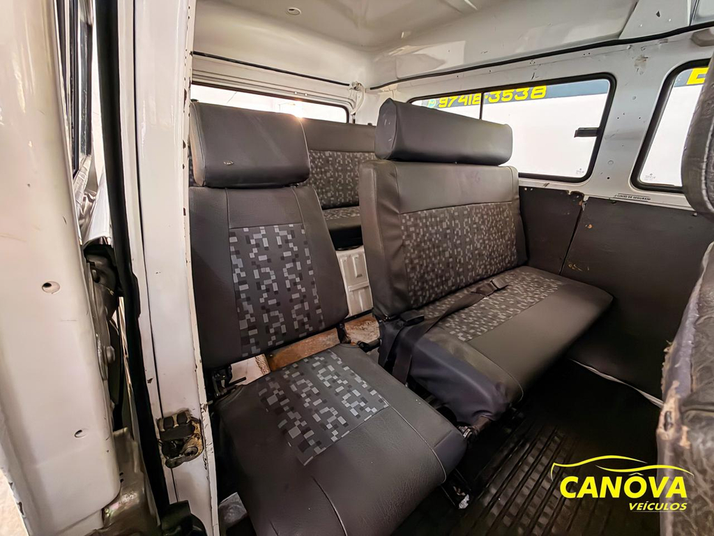 Volkswagen Kombi Branco