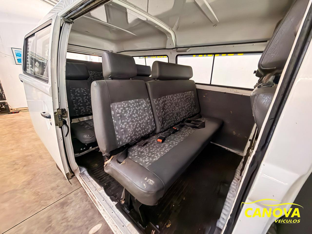 Volkswagen Kombi Branco
