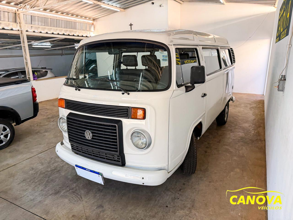 Volkswagen Kombi Branco