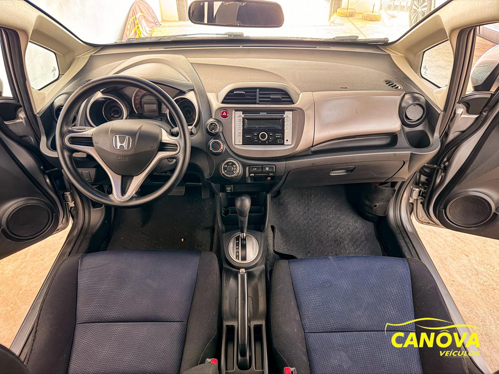 Honda Fit Cinza