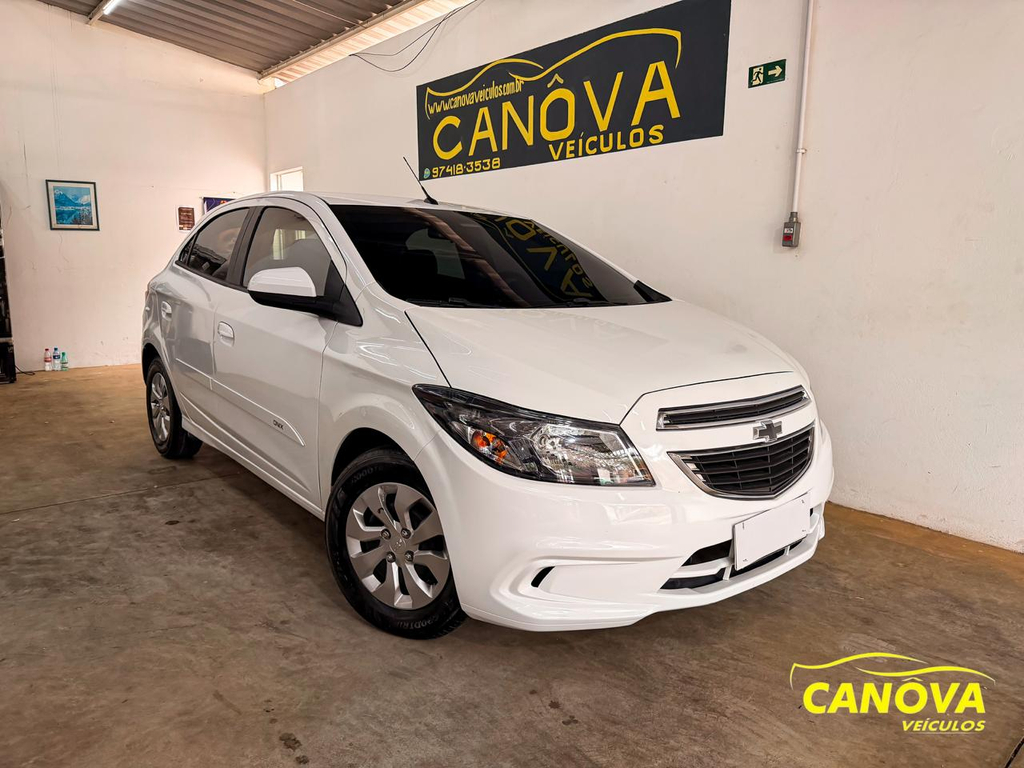 Chevrolet Onix Branco