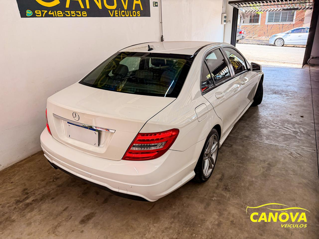 Mercedes Benz C-180 Branco
