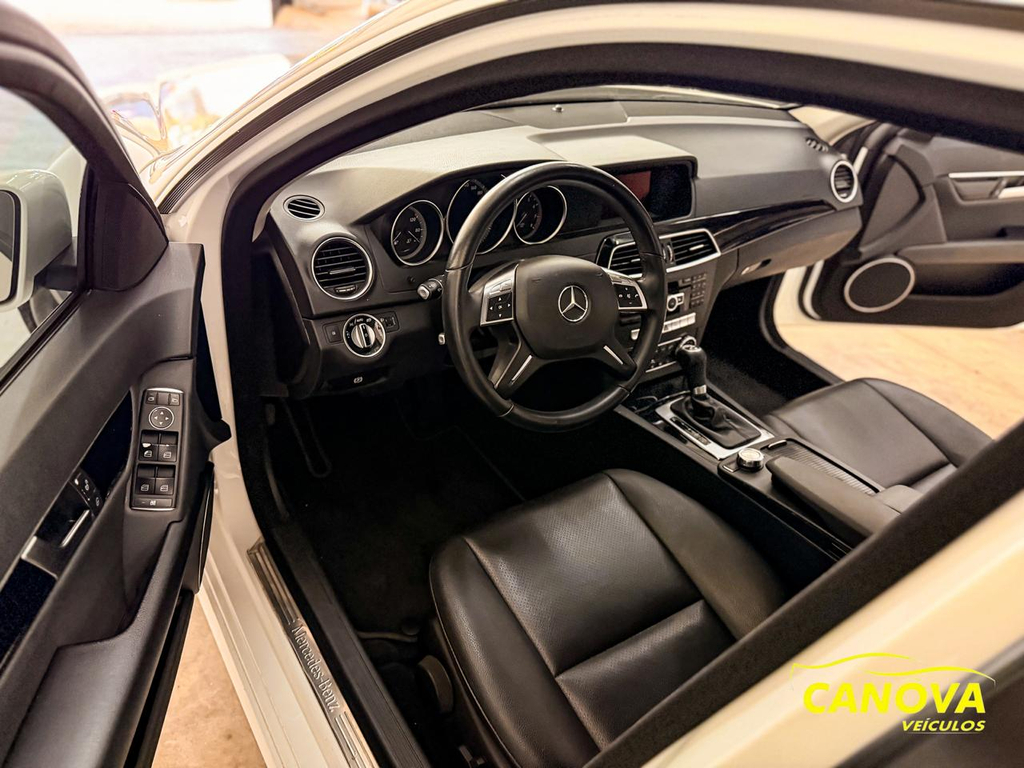 Mercedes Benz C-180 Branco