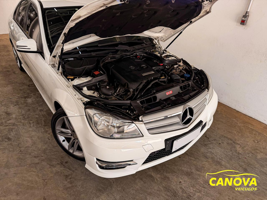 Mercedes Benz C-180 Branco