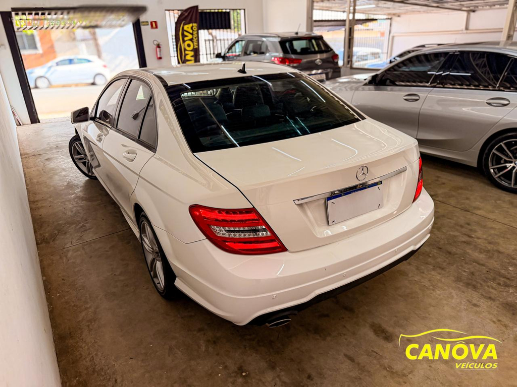 Mercedes Benz C-180 Branco