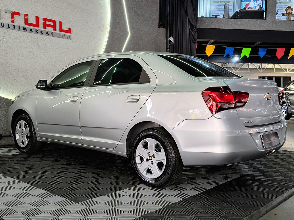 Chevrolet Cobalt Prata