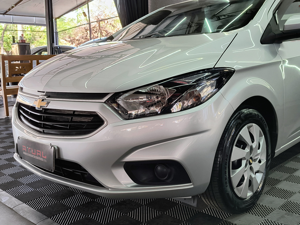 Chevrolet Prisma Prata