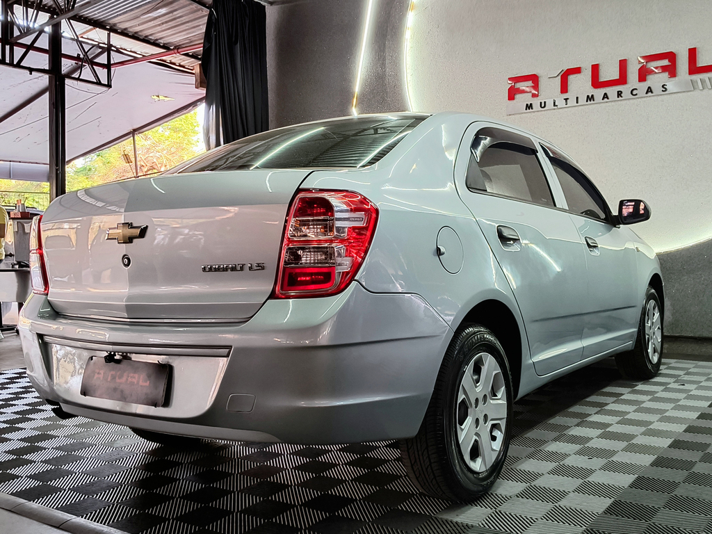 Chevrolet Cobalt Prata