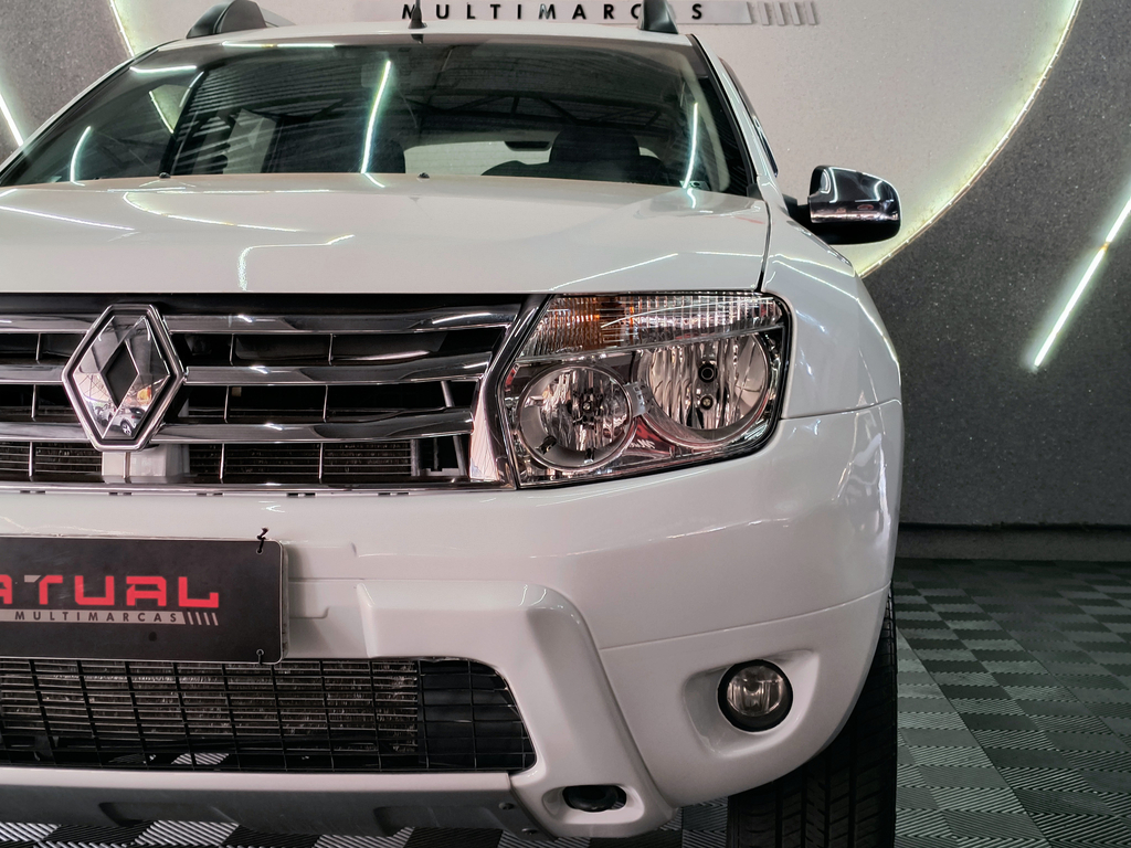 Renault Duster Branco